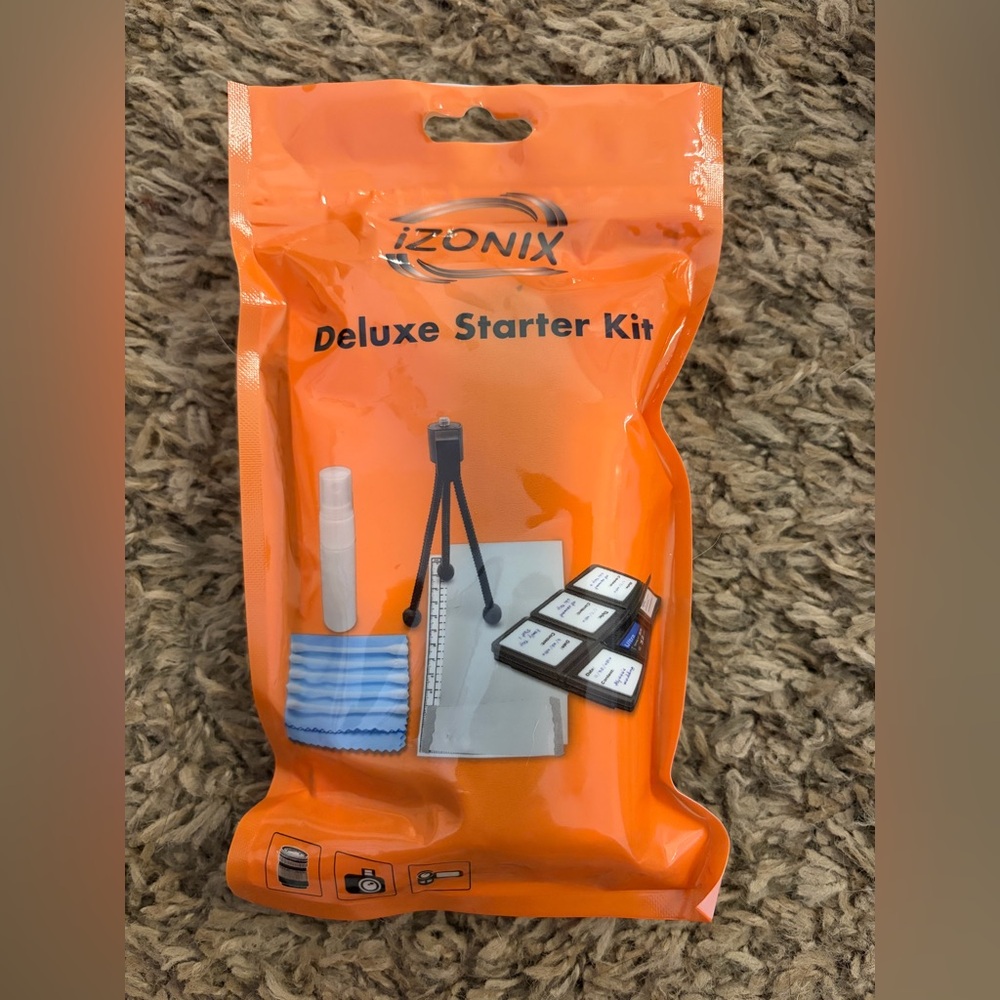 Izonix Deluxe Camera Starter Kit in Orange